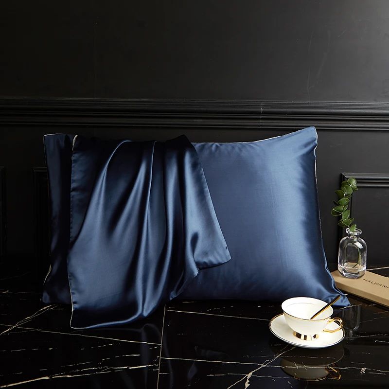 Coppia di federe in seta di gelso